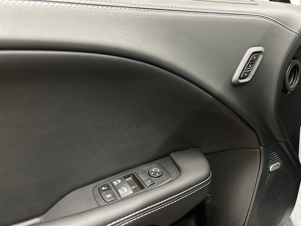 Used 2022 Dodge Challenger SRT Hellcat w/ Plus Package image 25