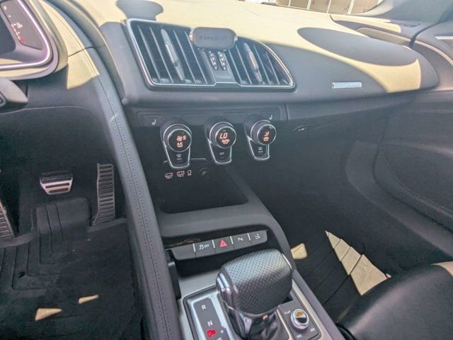 Used 2018 Audi R8 V10 w/ 20" Wheel Package RWD image 17