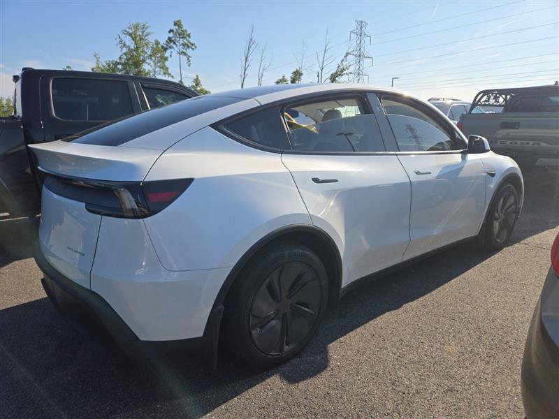 Used 2026 Tesla Model Y Long Range AWD/4WD image 4
