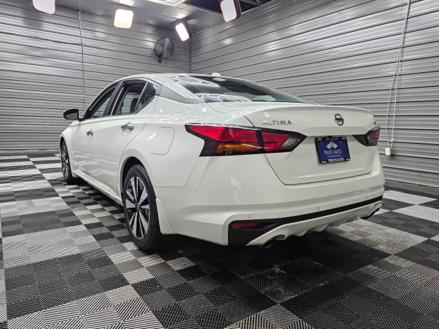 Used 2022 Nissan Altima 2.5 SV w/ SV Premium Package FWD image 7