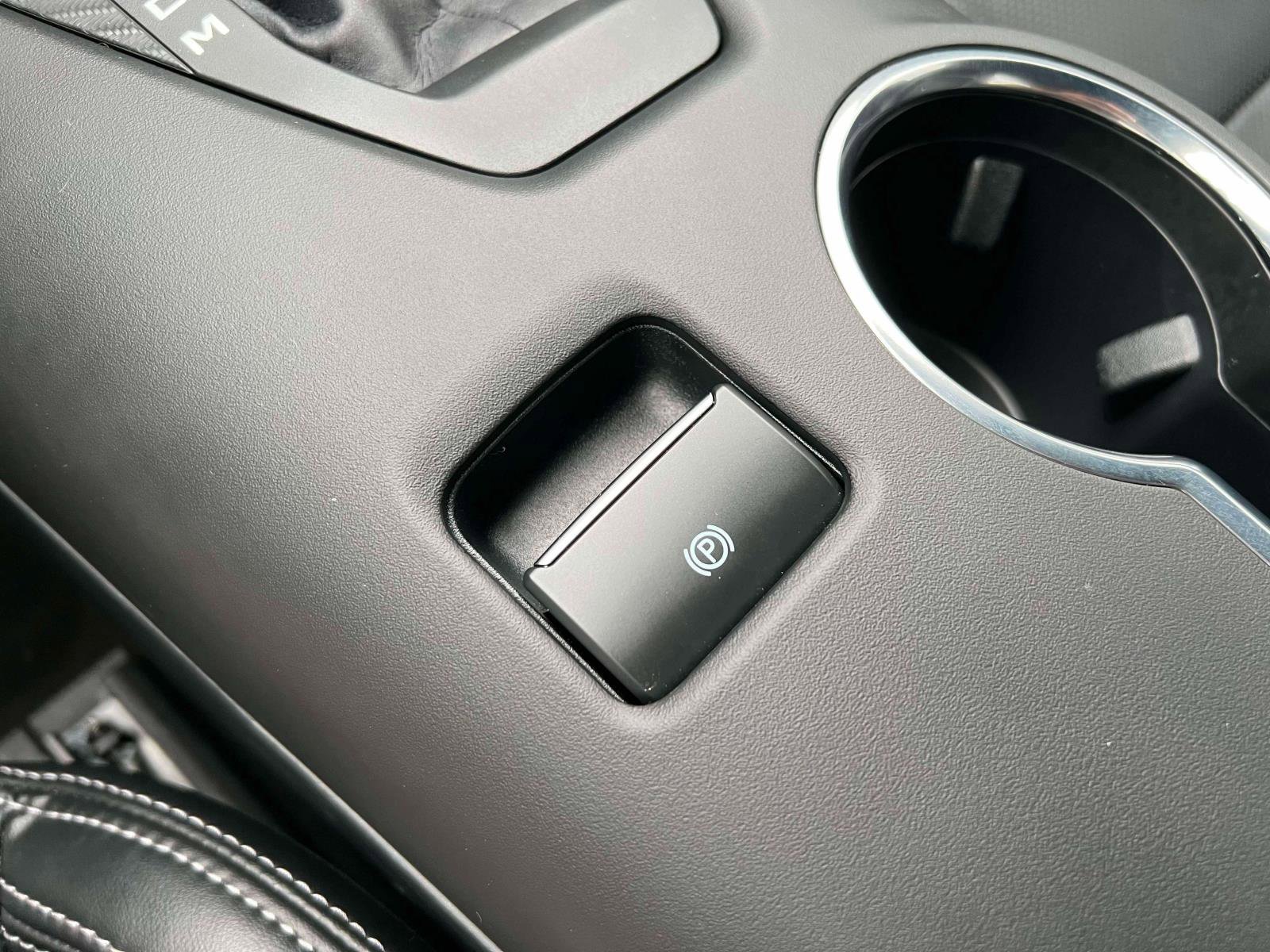 Used 2025 Ford Mustang GT Premium image 13