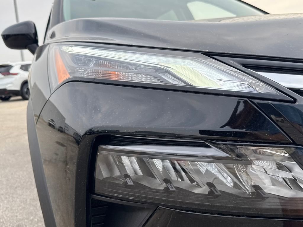 New 2026 Nissan Rogue SV image 10