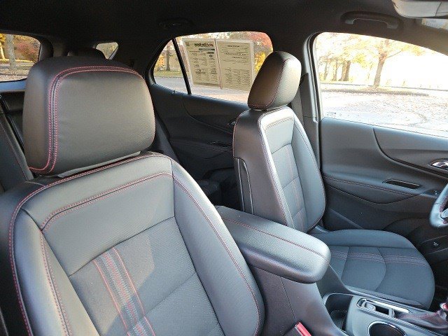 Used 2024 Chevrolet Equinox RS image 12
