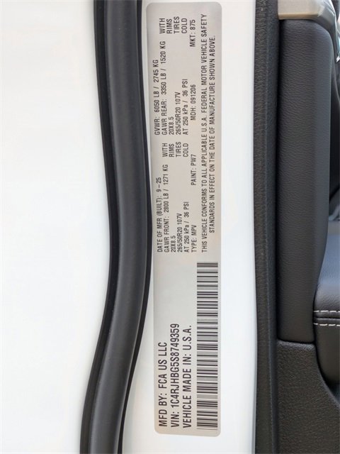 New 2025 Jeep Grand Cherokee Limited w/ Black Appearance Package image 33