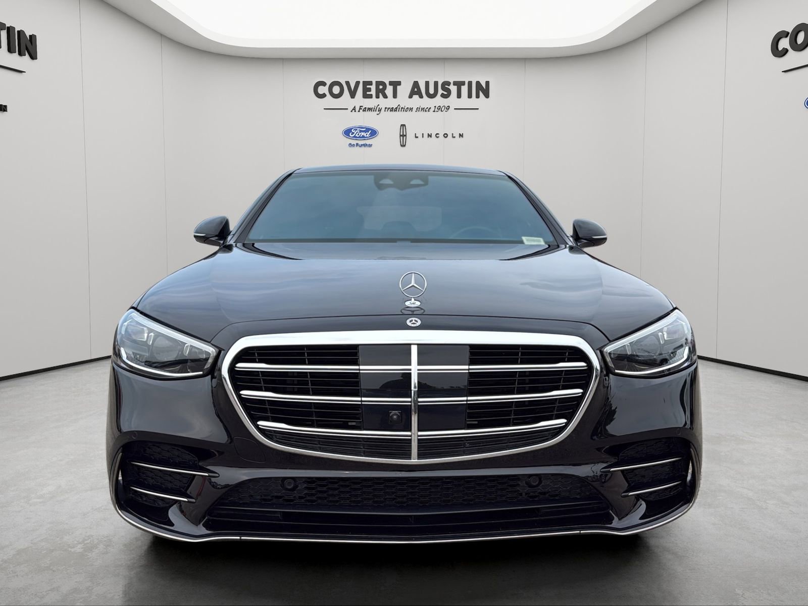 Used 2023 Mercedes-Benz S 500 4MATIC w/ AMG Line image 37