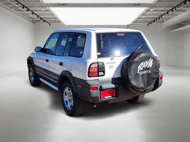 Used 1999 Toyota RAV4 2WD 4-Door image 3