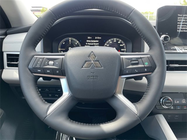 New 2025 Mitsubishi Outlander SEL image 11