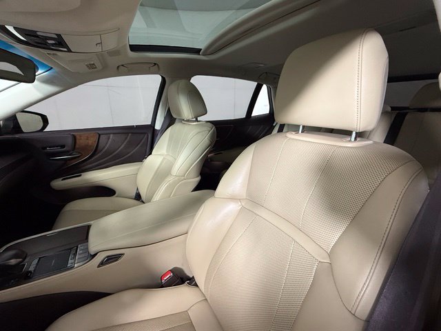 Used 2019 Lexus LS 500 RWD image 5