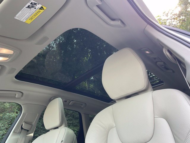 Certified 2024 Volvo XC60 B5 Plus w/ Climate Package AWD/4WD image 24