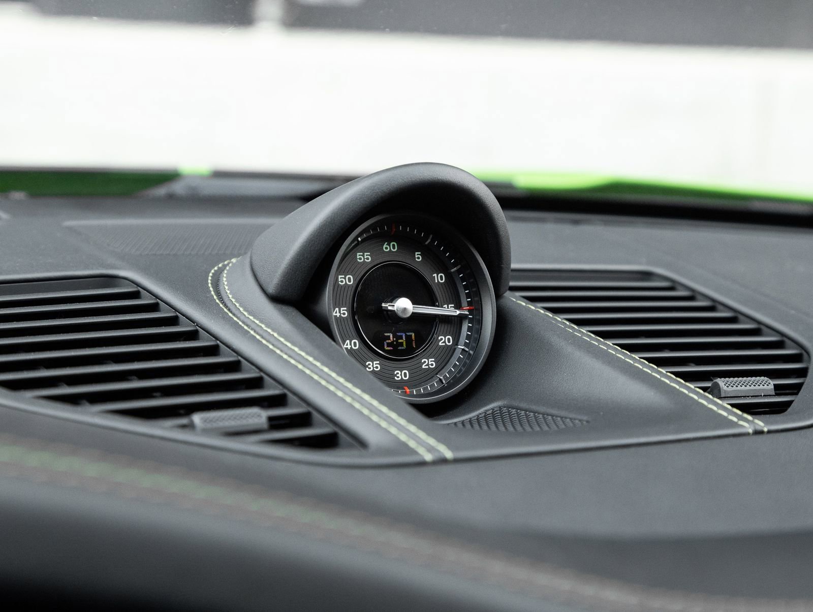 Certified 2026 Porsche 911 GTS RWD image 26