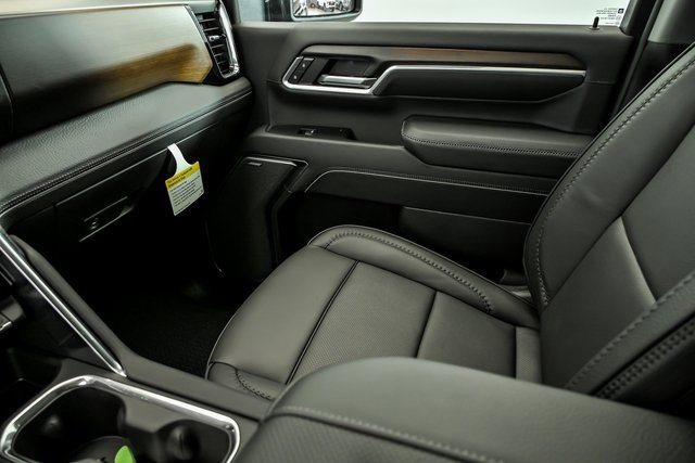 New 2026 GMC Sierra 2500 Denali w/ Denali Reserve Package image 19