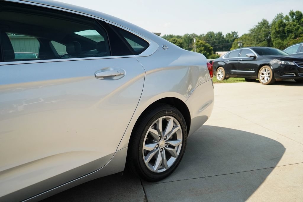 Used 2020 Chevrolet Impala LT FWD image 21