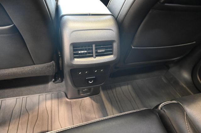 Used 2018 GMC Terrain Denali w/ Advanced Safety Package AWD/4WD image 26