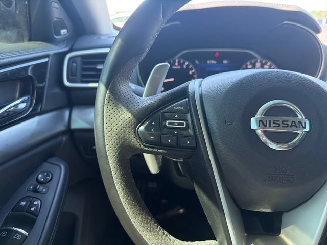 Used 2017 Nissan Maxima SR w/ Midnight Edition FWD image 14