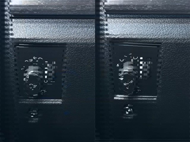 Used 2018 Jeep Grand Cherokee Laredo image 20