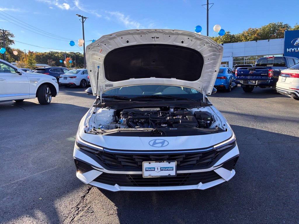 Certified 2026 Hyundai Elantra Sport FWD image 10