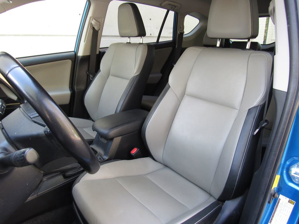Certified 2016 Toyota RAV4 Limited w/ Advanced Technology Package AWD/4WD image 12