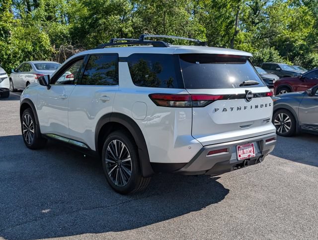 New 2026 Nissan Pathfinder Platinum w/ Cargo Package AWD/4WD image 4