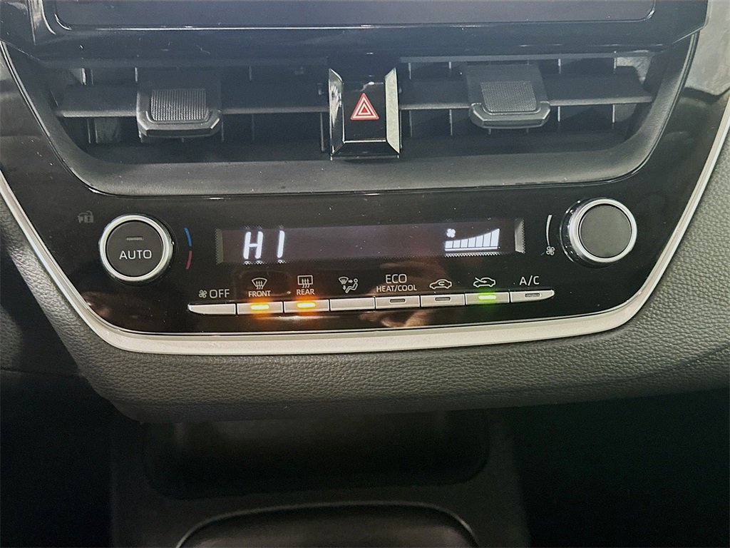 Used 2024 Toyota Corolla LE image 18
