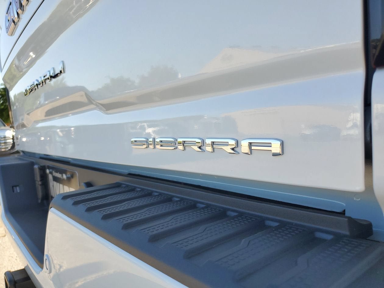 New 2026 GMC Sierra 2500 Denali w/ Denali Reserve Package AWD/4WD image 8