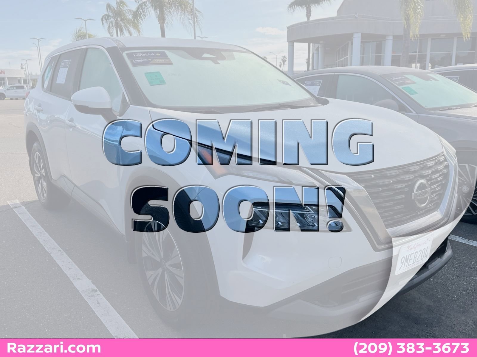 Used 2023 Nissan Rogue SV image 1