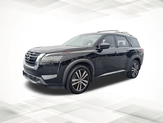 Used 2023 Nissan Pathfinder Platinum w/ Cargo Package image 8
