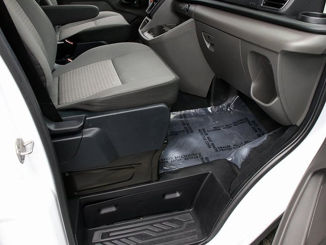 Used 2023 Ford Transit 350 XLT image 29