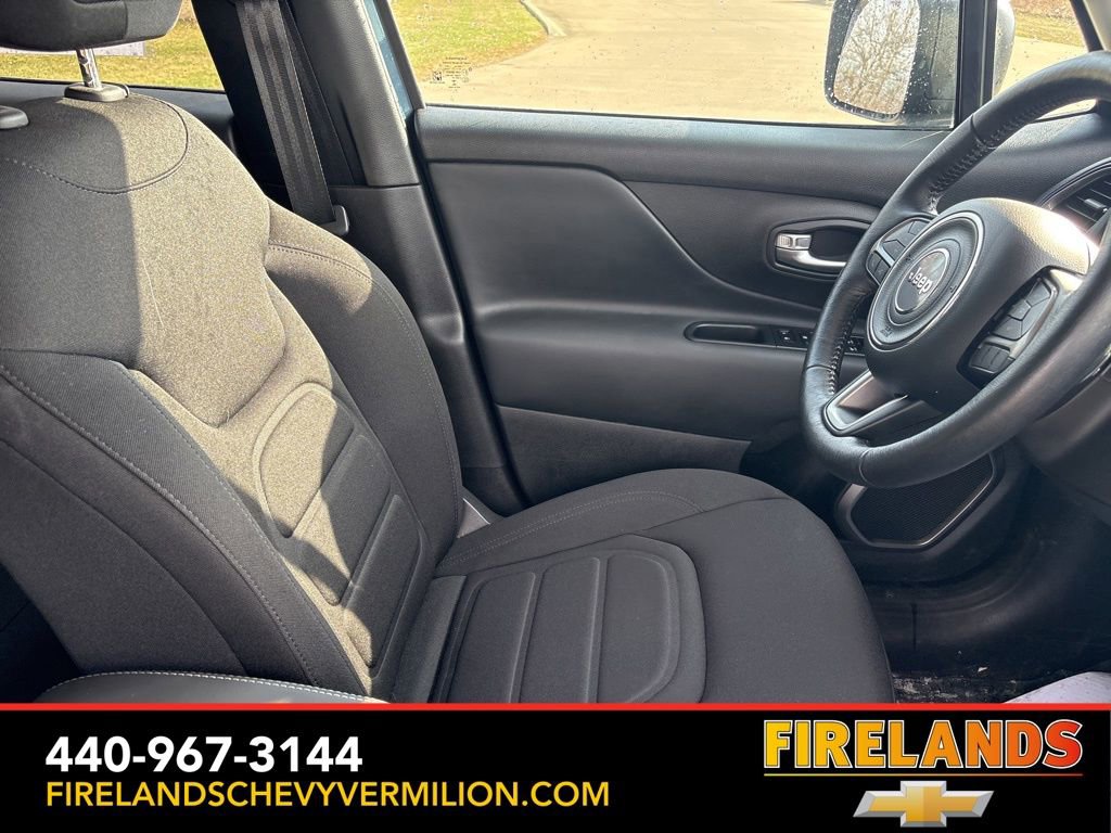Used 2022 Jeep Renegade Latitude w/ Convenience Group image 30