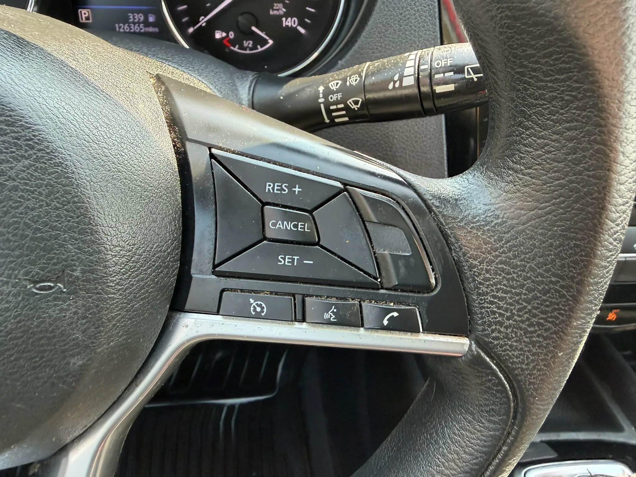 Used 2018 Nissan Rogue S AWD/4WD image 18