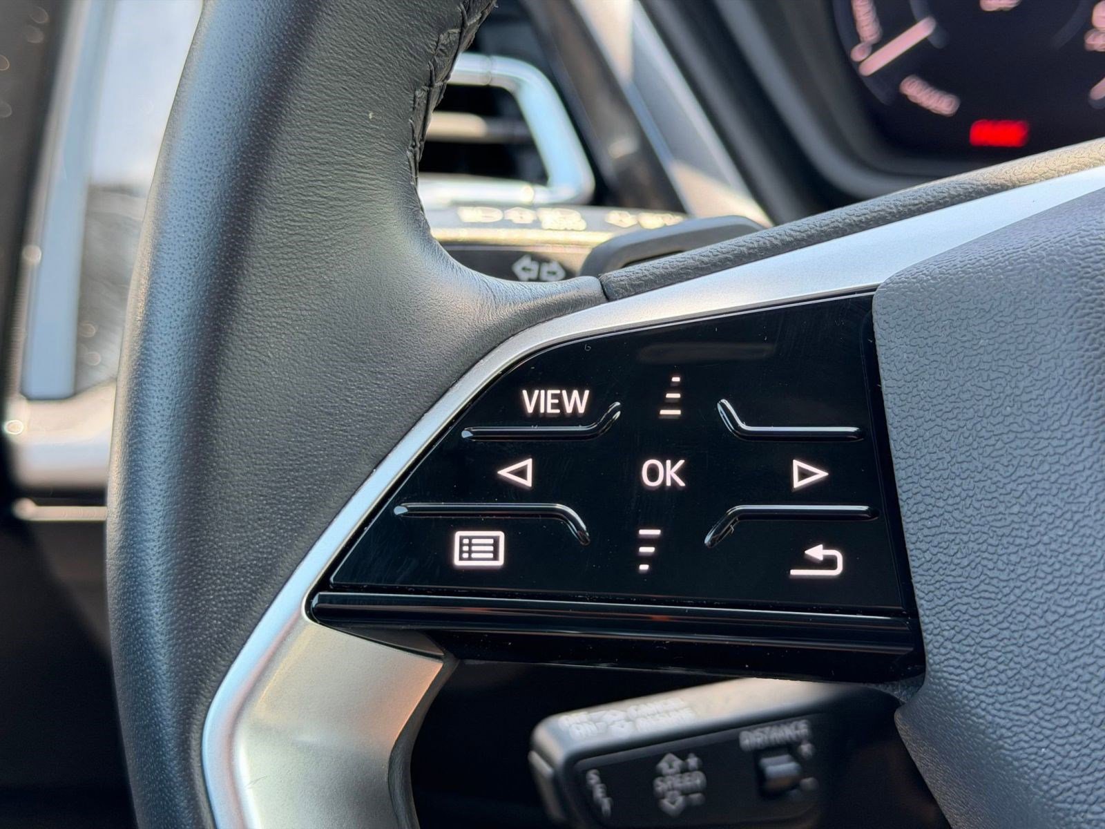 Used 2023 Audi Q4 e-tron Prestige w/ Black Optic Package image 16