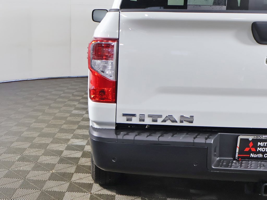 Used 2022 Nissan Titan S w/ S Utility Package image 13