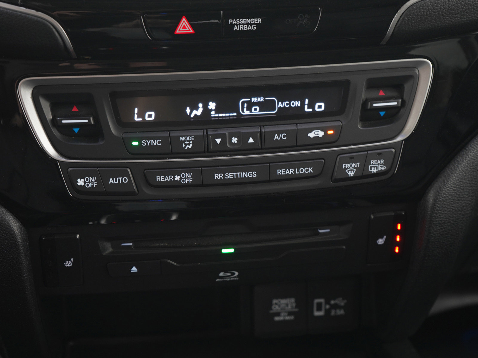 Used 2020 Honda Pilot Touring image 21