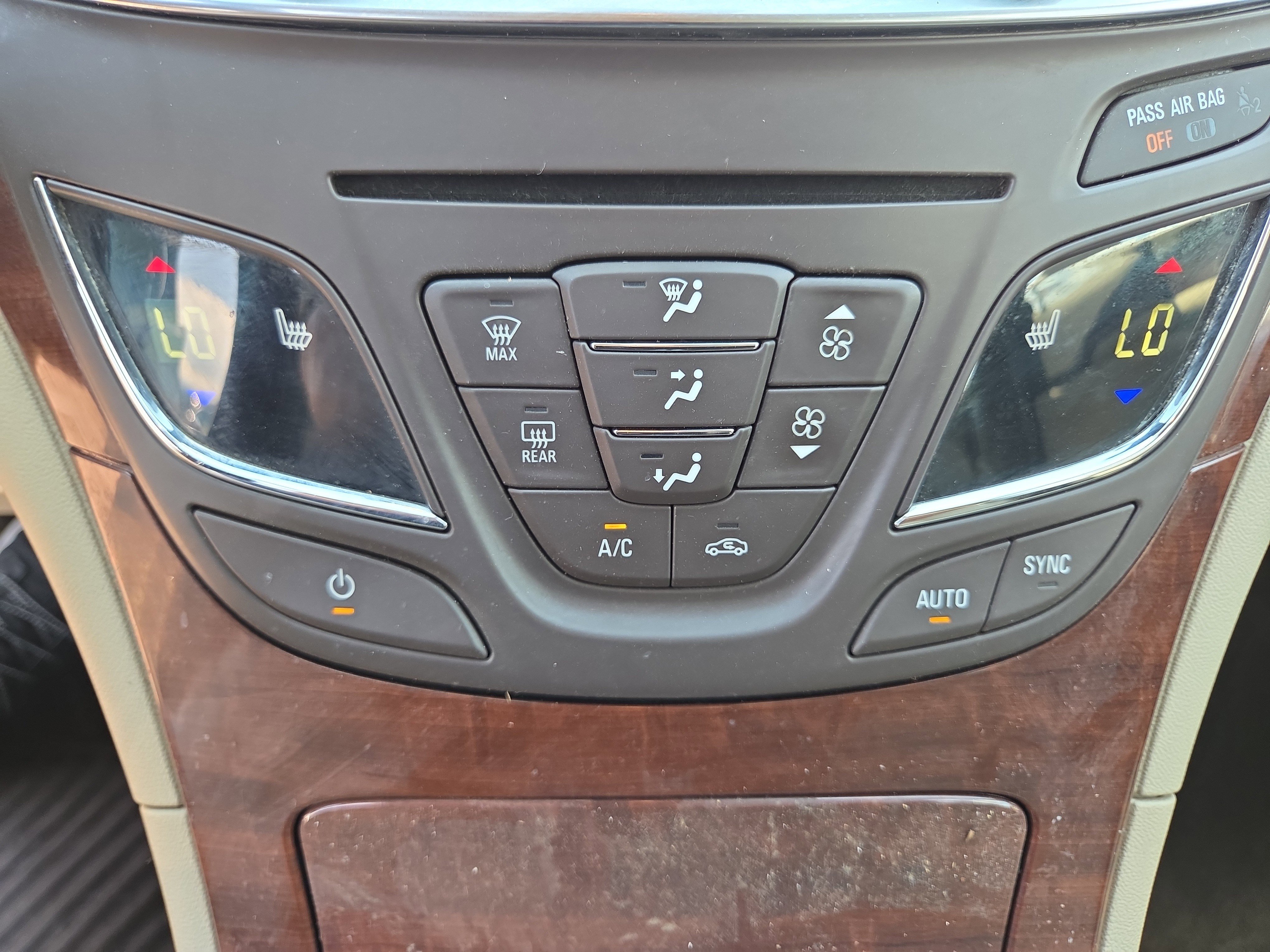 Used 2016 Buick Regal image 27