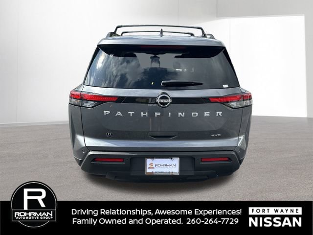 New 2025 Nissan Pathfinder SV image 5