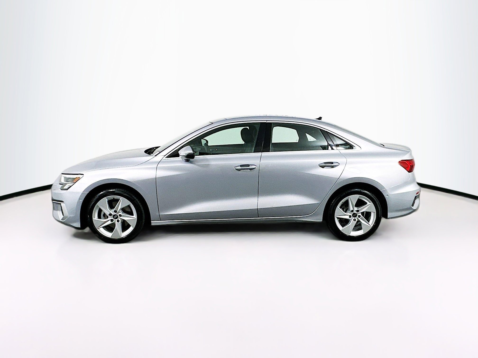 Used 2024 Audi A3 2.0T Premium image 4