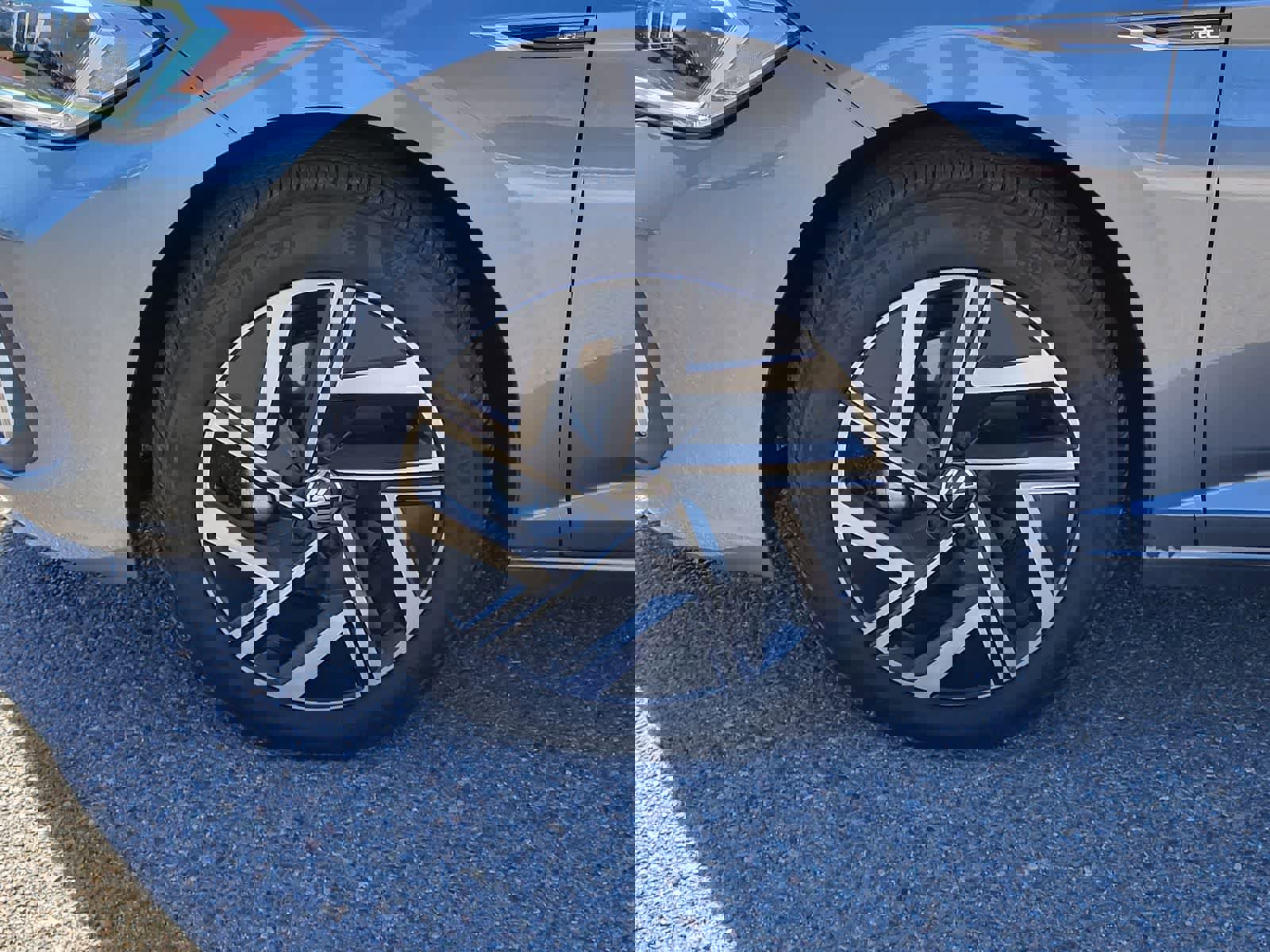 Used 2024 Volkswagen Jetta SEL image 9