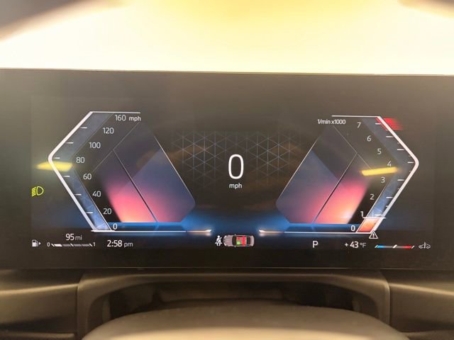 Used 2024 BMW 330i xDrive Sedan w/ Convenience Package image 21