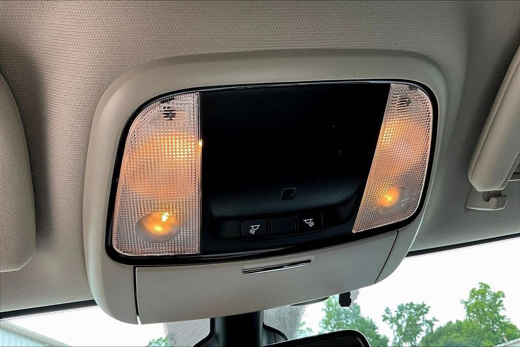 Used 2021 Dodge Durango SXT RWD image 17