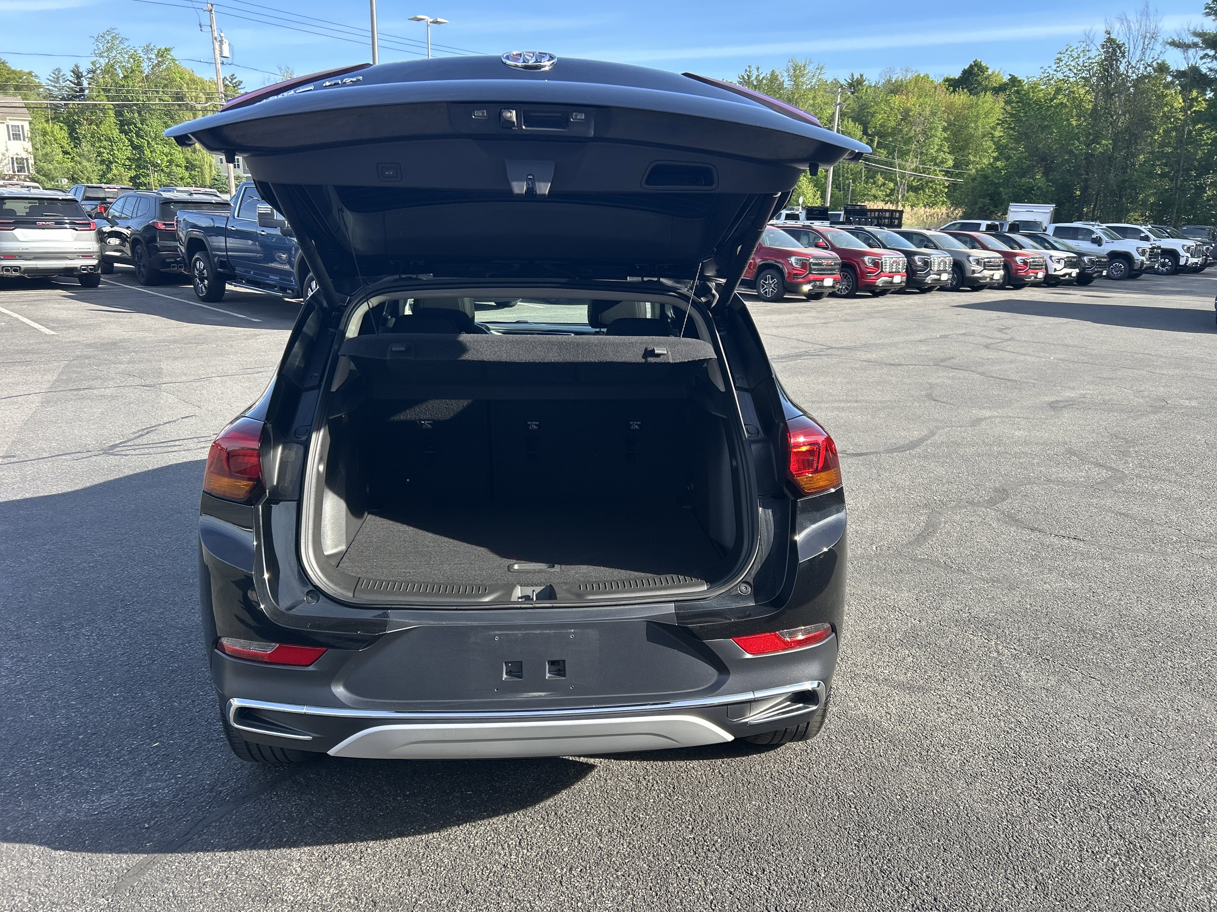 Certified 2023 Buick Encore GX Essence w/ Experience Buick Package AWD/4WD image 7