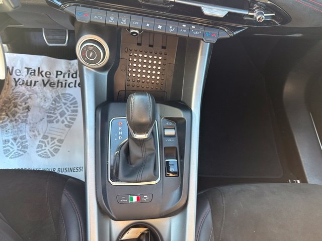 Used 2024 Alfa Romeo Tonale Veloce AWD/4WD image 14