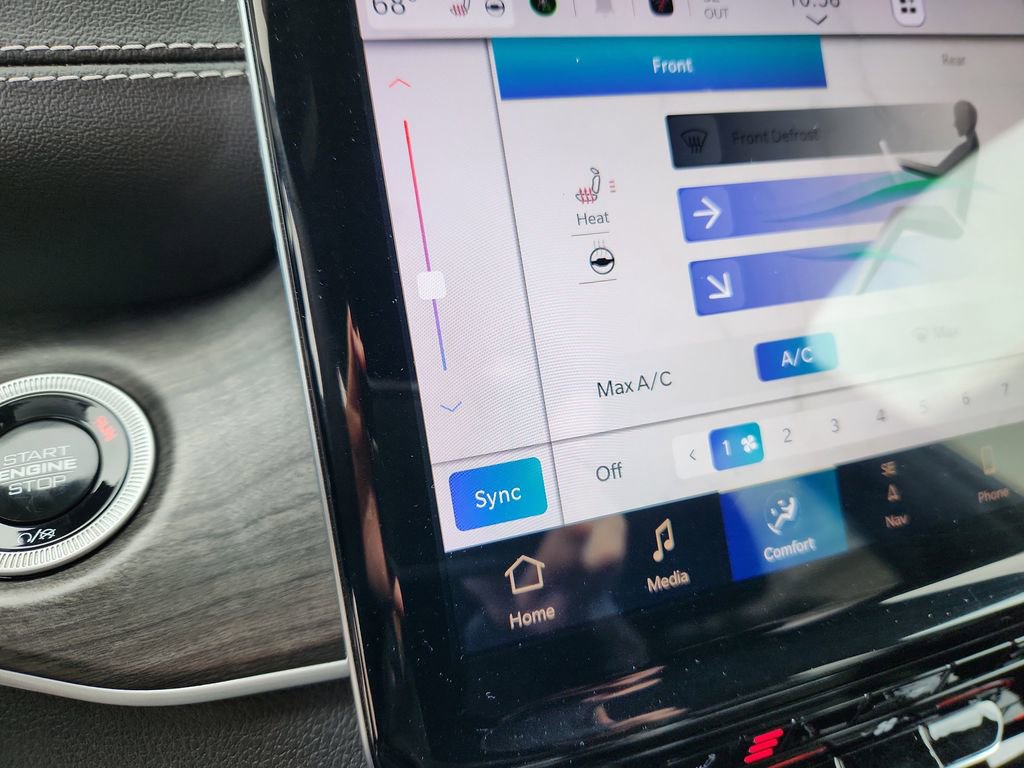 Used 2024 Jeep Grand Cherokee L Limited image 23