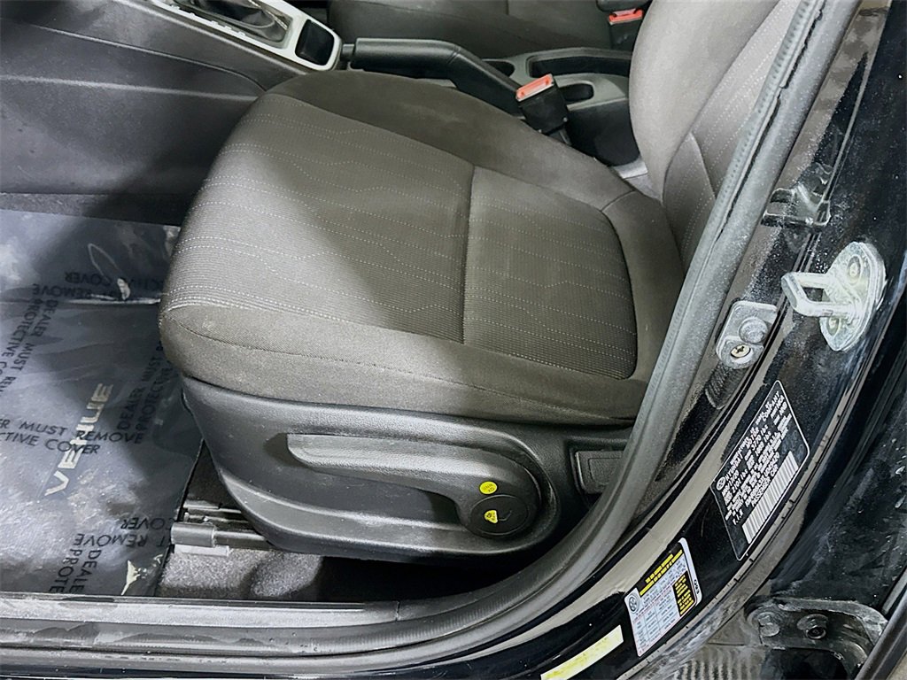 Used 2020 Hyundai Venue SE image 22