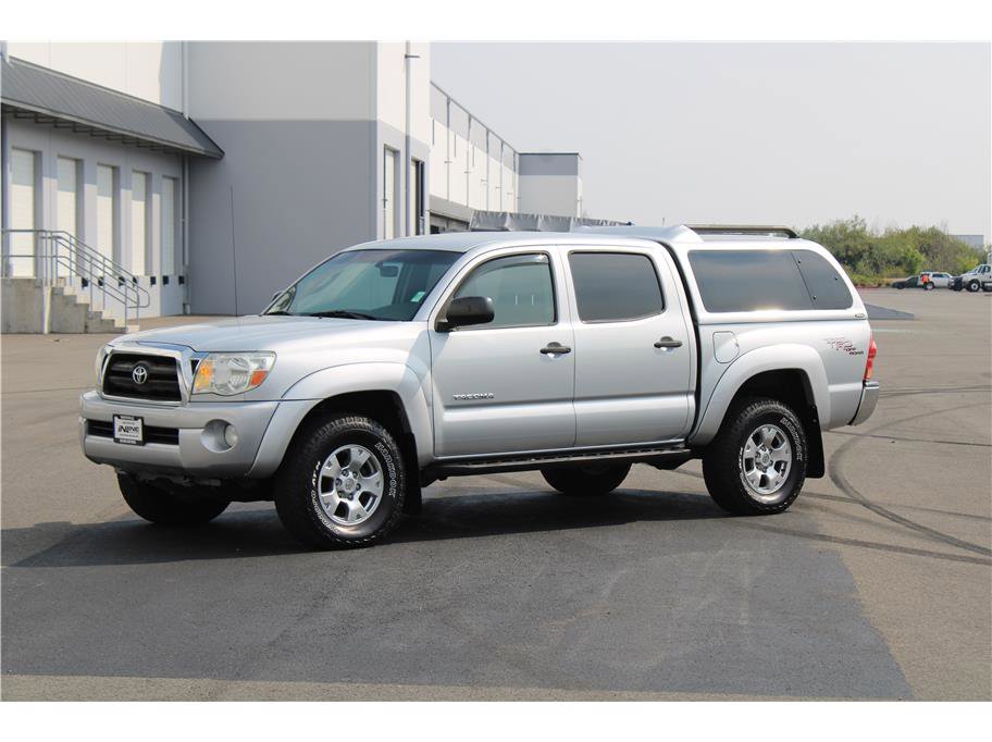 Used 2005 Toyota Tacoma 4x4 Double Cab image 1