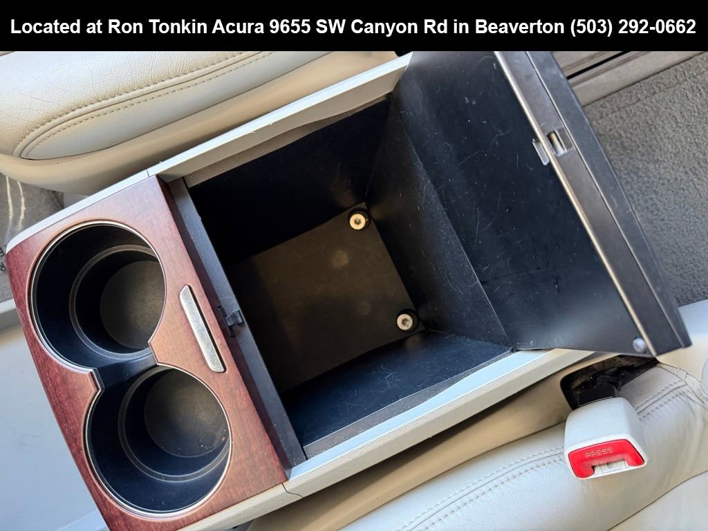 Used 2011 Toyota Sienna XLE image 27