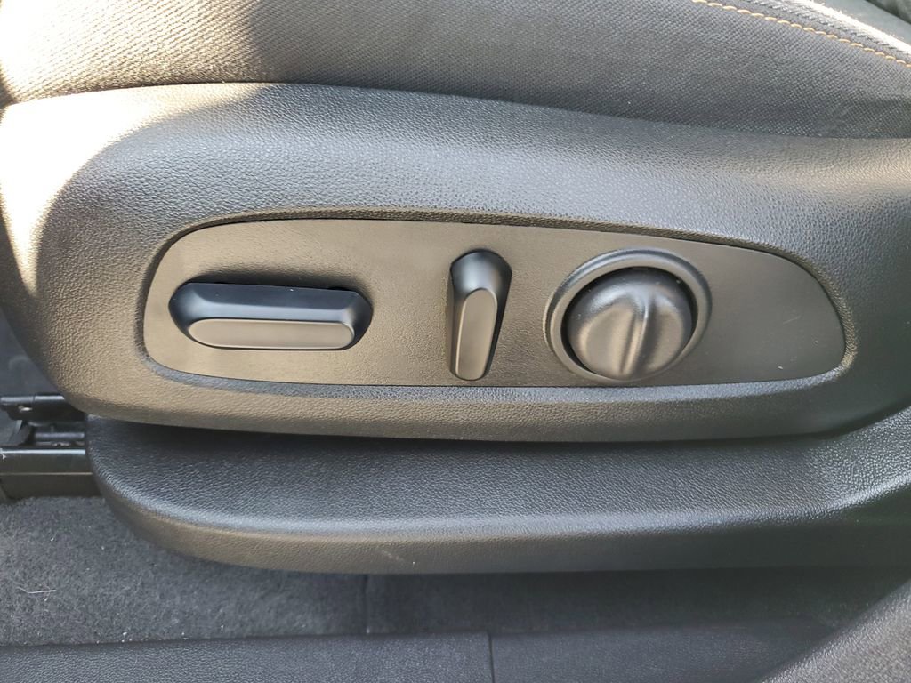 Used 2024 Chevrolet Equinox LT image 22