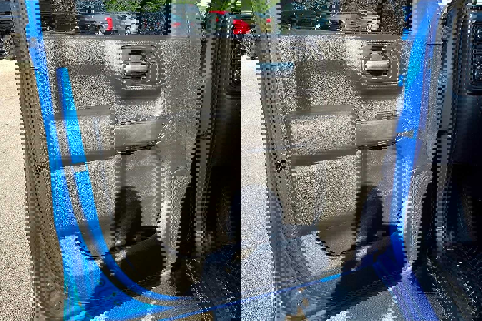 Used 2023 Chevrolet Silverado 1500 Custom image 32