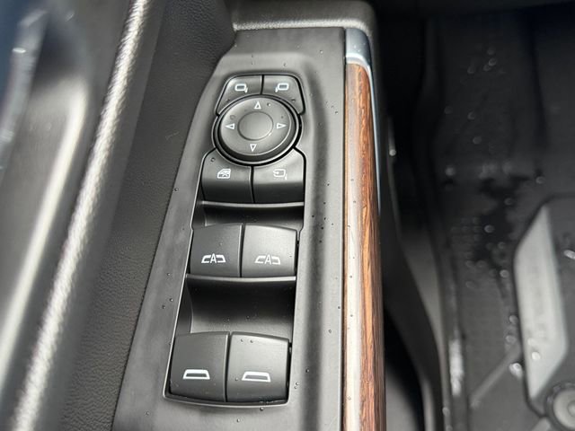 Used 2019 Chevrolet Silverado 1500 High Country image 18