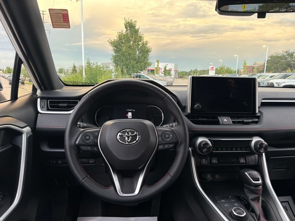 Used 2025 Toyota RAV4 SE AWD/4WD image 20