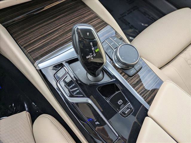 Used 2023 BMW 530i w/ Convenience Package image 12