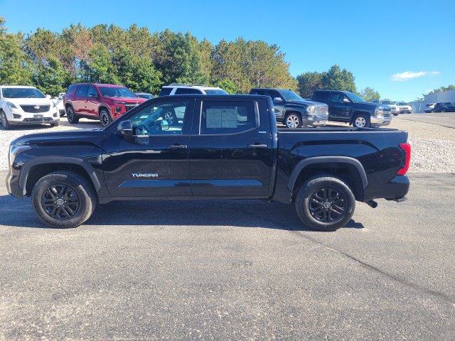 Used 2023 Toyota Tundra SR5 w/ SR5 Convenience Package AWD/4WD image 11